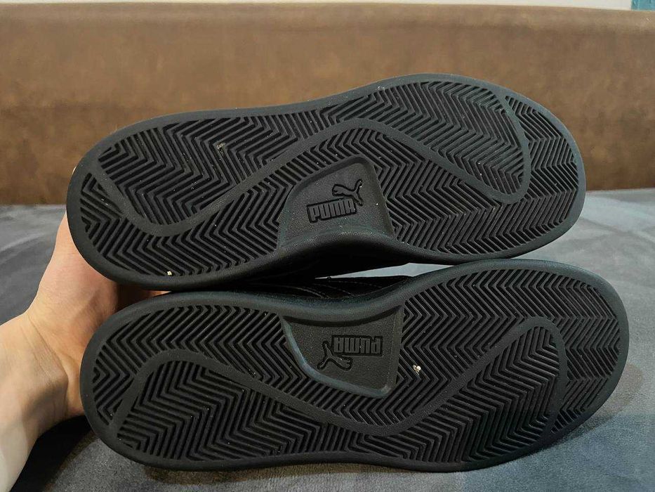 Adidasi Puma Negrii
