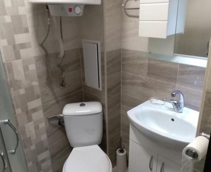 Дава се под наем Двустаен апартамент в Пловдив, Кючук Париж - 55 кв.м за 325 € - Снимка #3