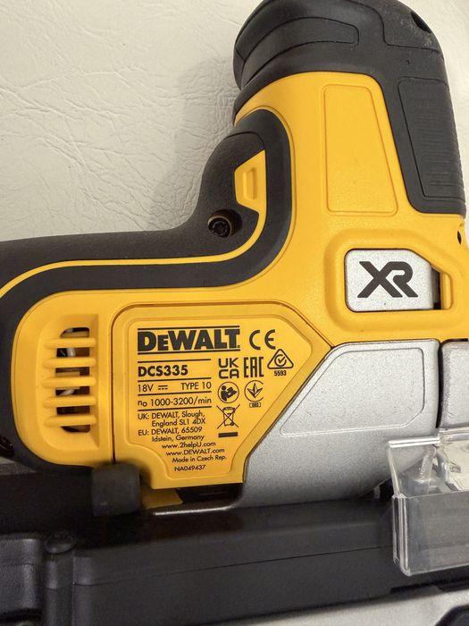 Dewalt DCS335-Fierastrau pendular