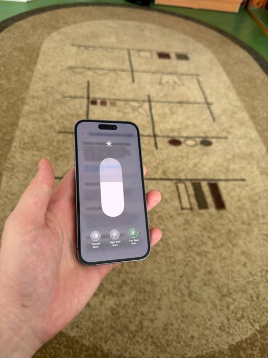 Продам iPhone 14 Pro 256/76%