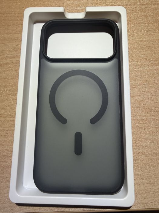 Case Ugreen за Iphone 17pro MAX