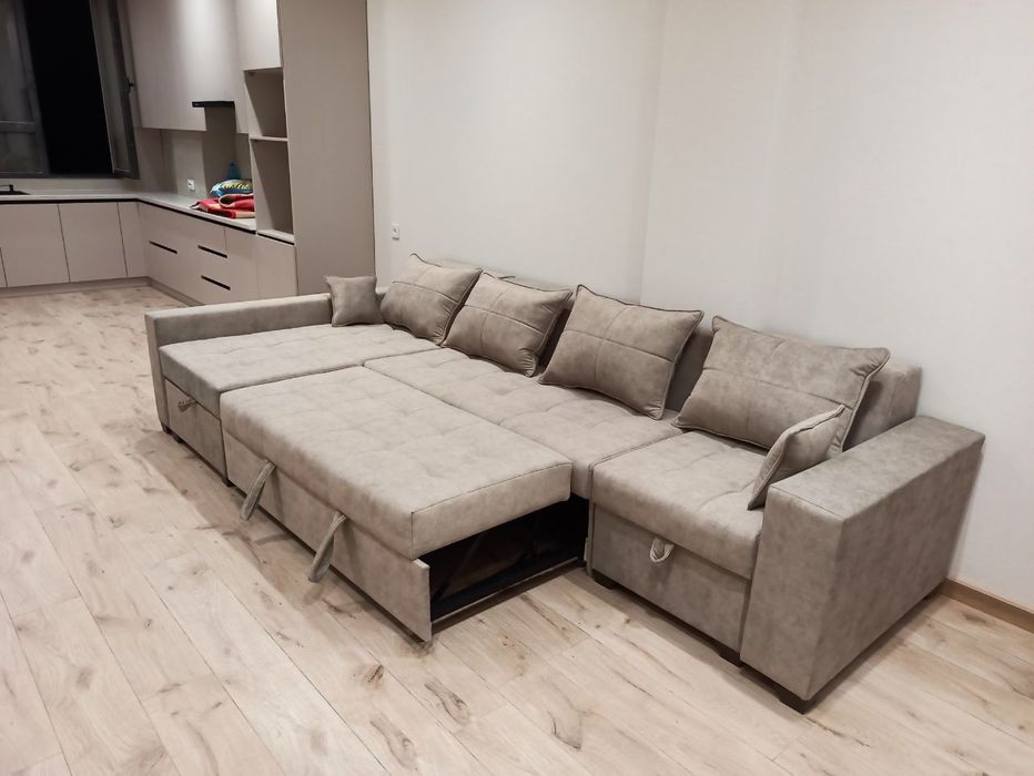 Угловой раскладной диван размер 260х150см