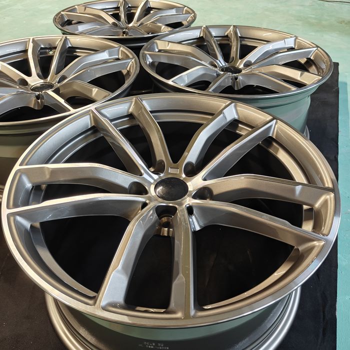 R18 PCD 5* 112 Комплект новых легкосплавных дисков H3003F