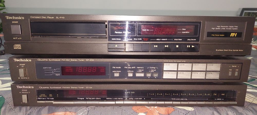 Vand tuner si cd player technics