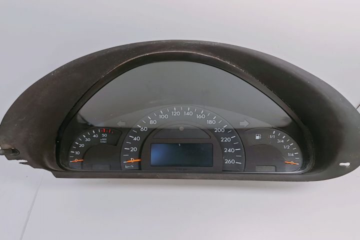 Ceas bord A2035403047 Mercedes-Benz C-Class W203/S203/CL203