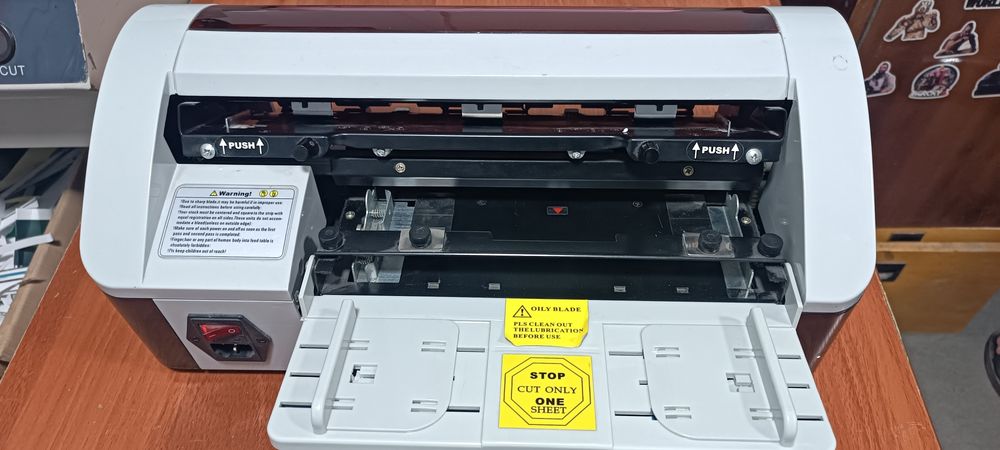 Резак для визиток