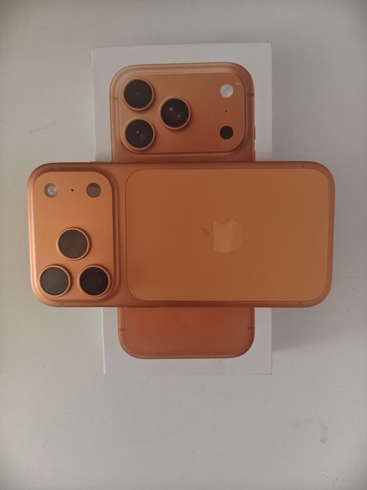 Продам Iphone 17 pro новый в упаковке