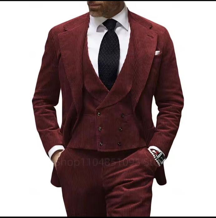 Costum raiat absolut nou, 3 piese Marimea 54(XL)