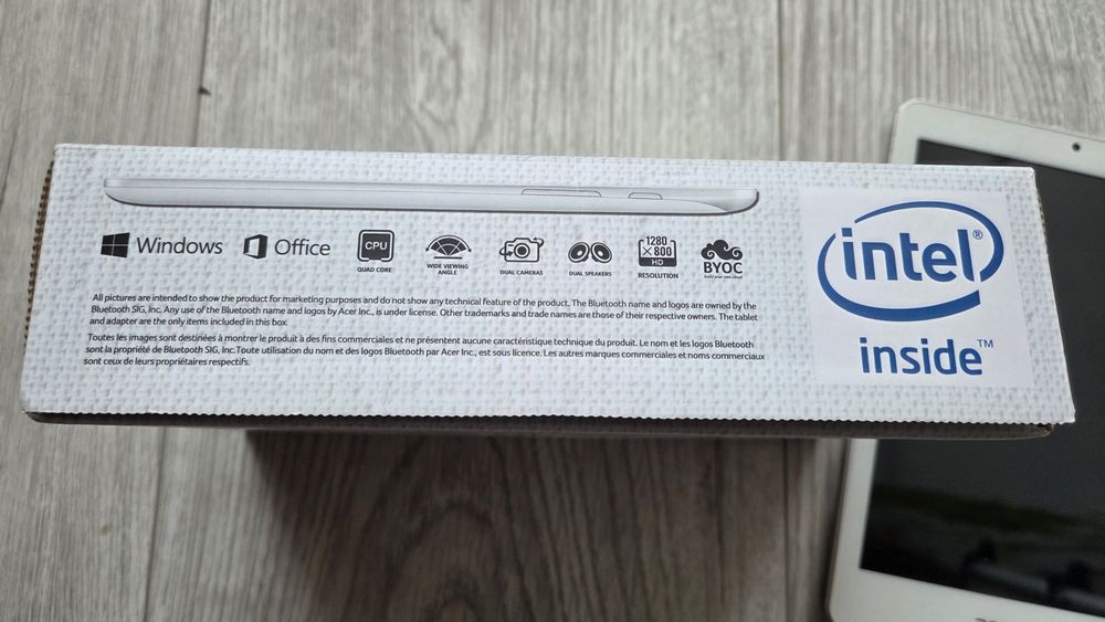 Таблет Acer Iconia Tab 8 W  Windows за ремонт или за части