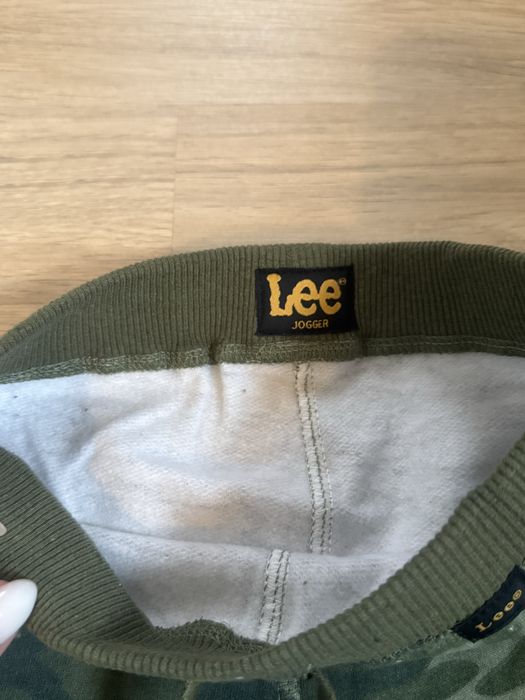 Детски долнища/ дънки 4-5 години