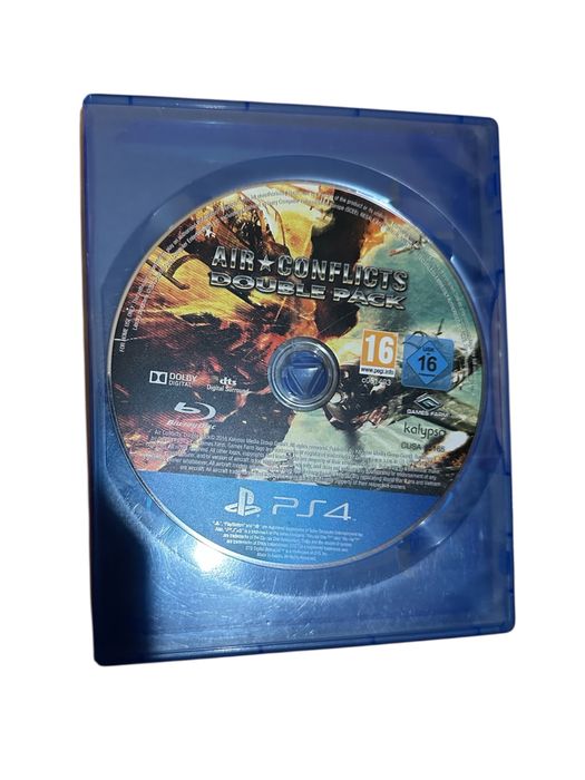 PlayStation 4 Slim с два джойстика и 7 игри