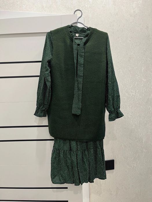 Платье + жилетка XS - S