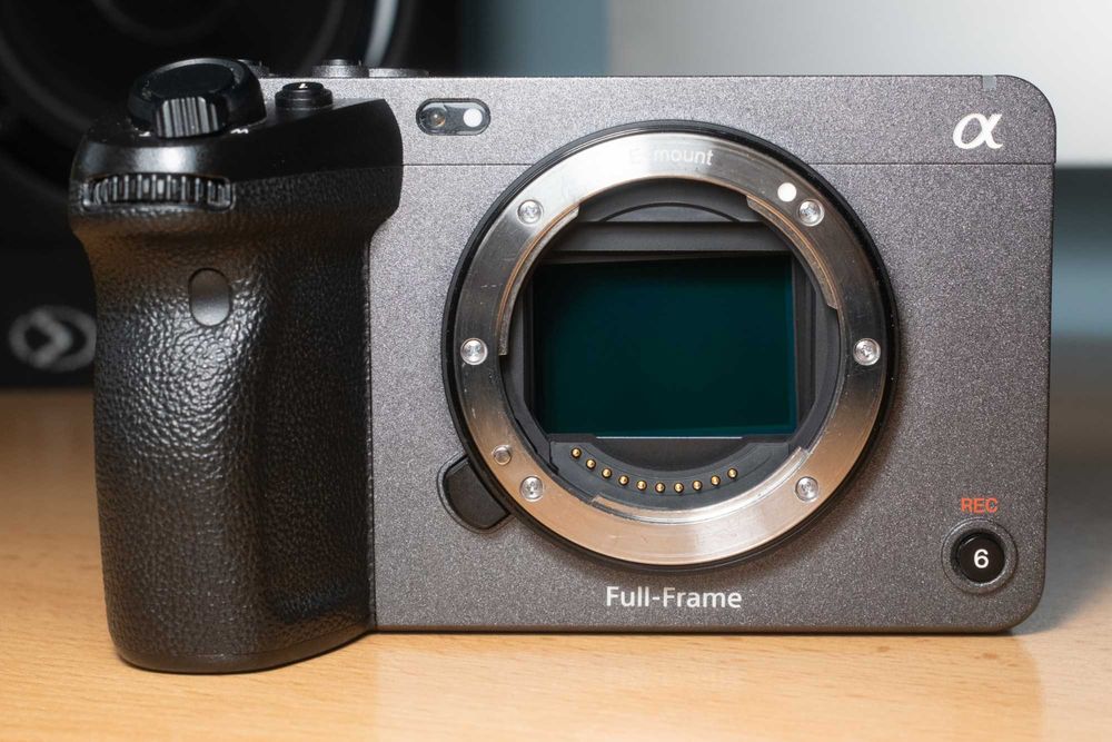 Sony FX3 + Допълнителна батерия