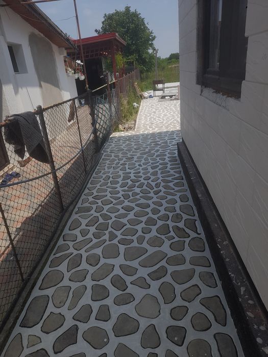 Vând piatră naturală ideal pt pavaj rezistent