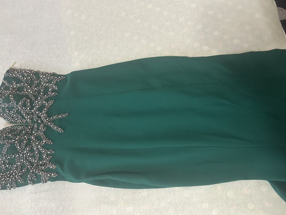 Вечерние платья