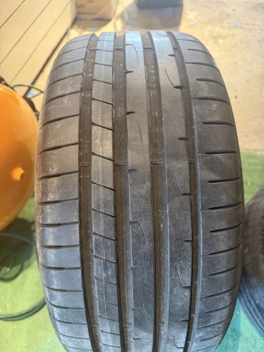 Anvelope Vara 255/40 R19 100Y – Dunlop Sport Maxx RT2 & Goodyear Eagle F1 Asymmetric 3 – ca noi