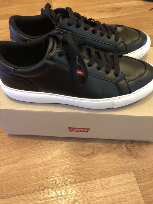 Продам оригинал levis