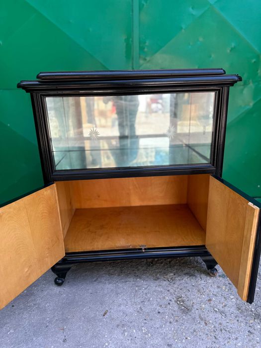 Comoda Vintage cu Vitrina si blat rotativ Stil Rococo; Mic Dulap