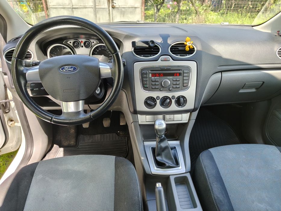 Vând Ford Focus an 2010