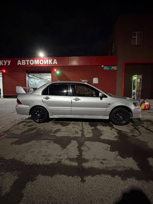 Mitsubishi Lancer