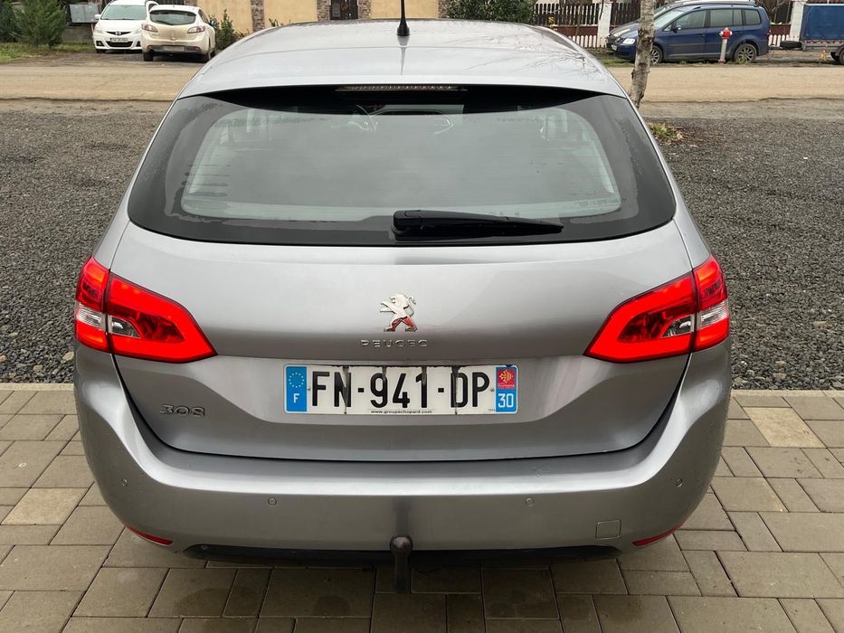 Peugeot 308, cutie automata, an 2020, diesel