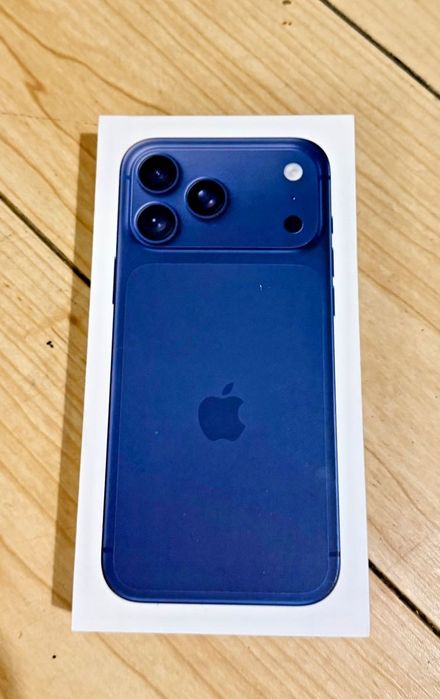 iPhone 17 pro Max, 512GB, deep blue