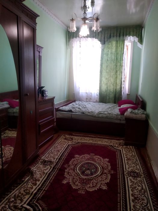 дом-Участок,8комнат Яшнобод ,Куйлюк кухня,ванная,2-туалетакла