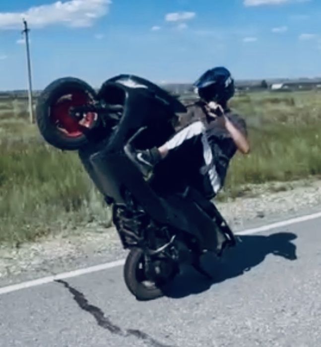 продам скутер м8