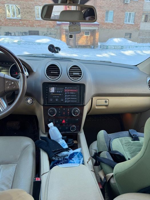 Продам авто МL350  3.2 об