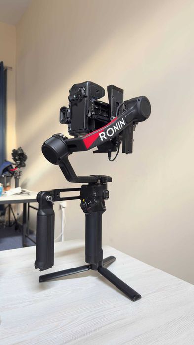 !Срочно продается DJI RS 4 Pro Combo