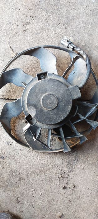 Продам вентелятор на авто машину гранта