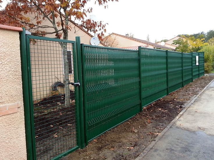 Executam garduri la comanda clientului