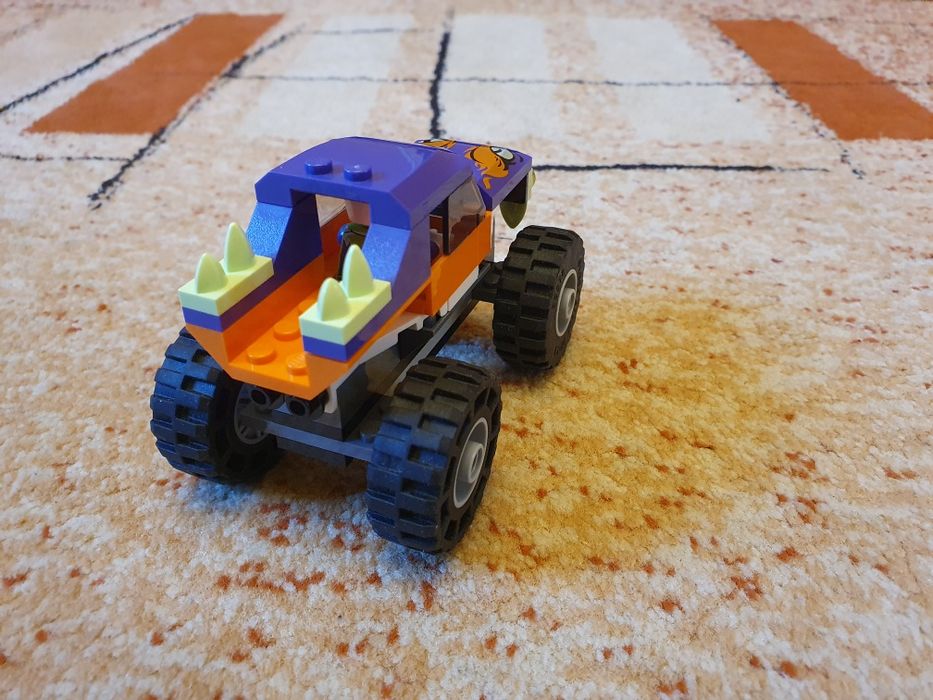 Lego City: Camion gigant 60251 (include cutia originala)