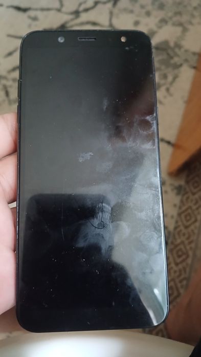 Самсунг а6 2018года