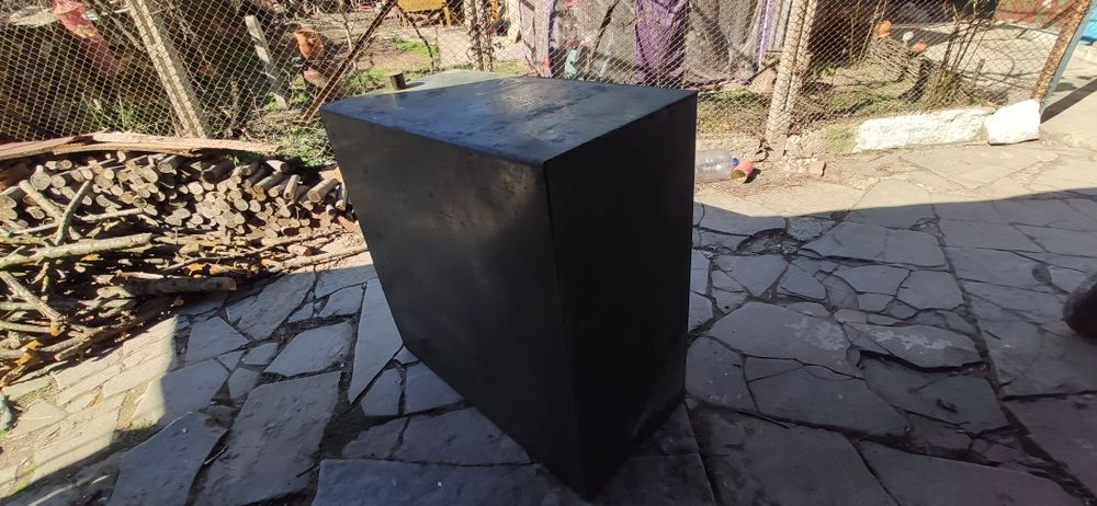 Метална цистерна