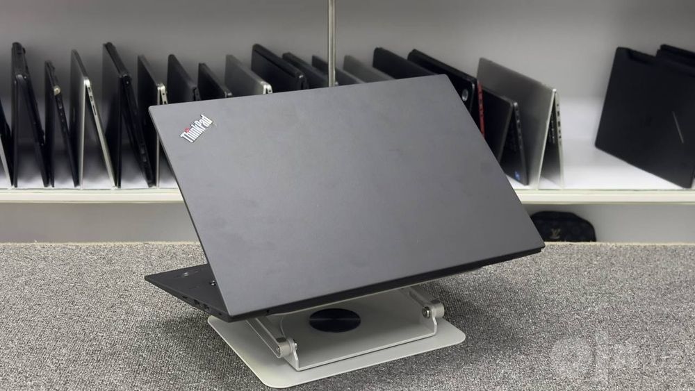 Lenovo Thinkpad P1 Gen 3  Core i7