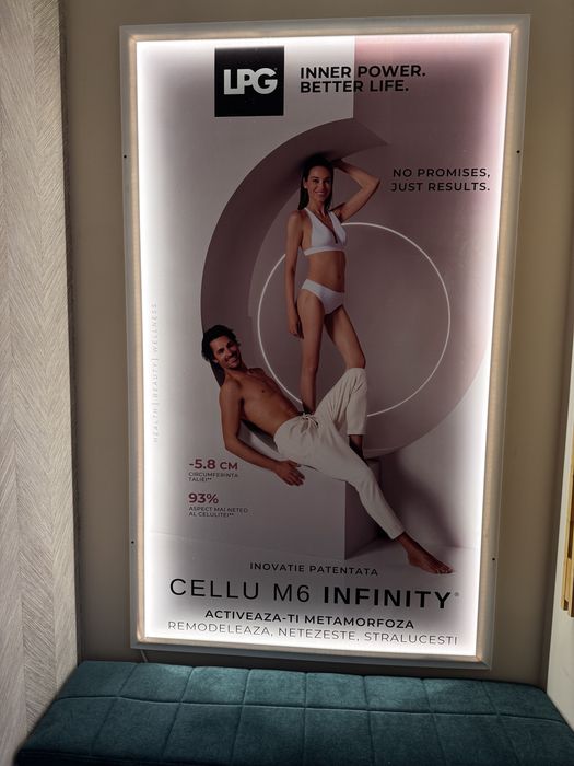 Tablou cu rama led dimensiuni la comanda