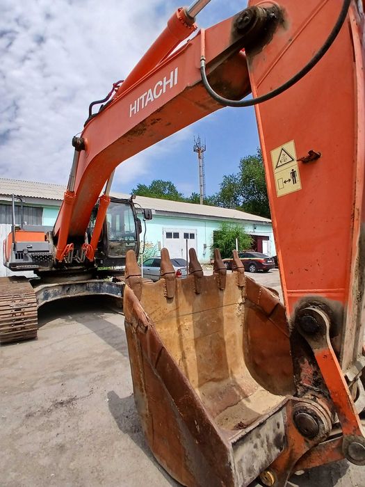 экскаватор Хитачи