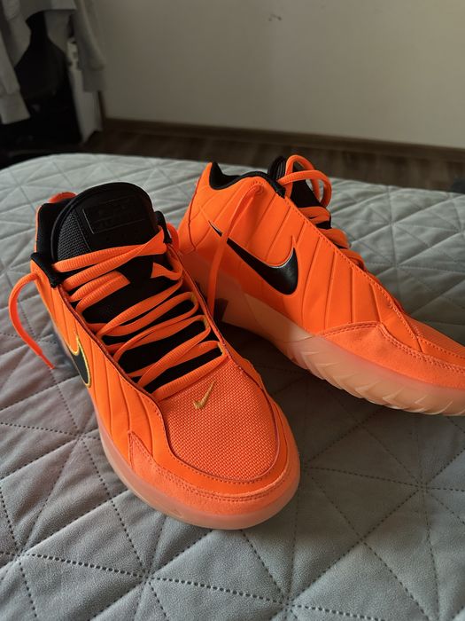 Lebron Witness IX/9