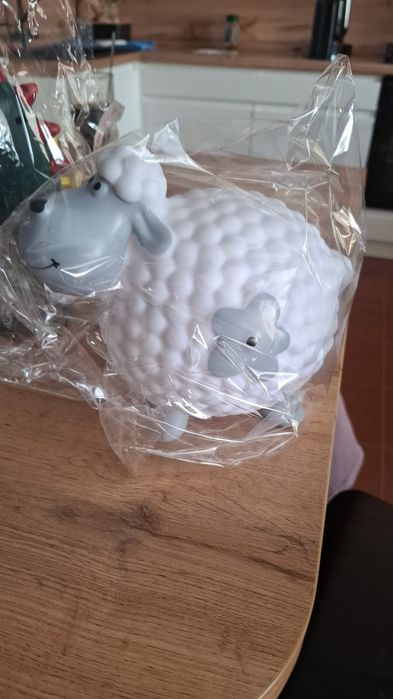 Продам копилки из винила. Вместительные.