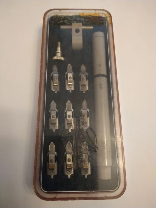 Продавам комплект немски Рапитограф за чертане с туш - Markant