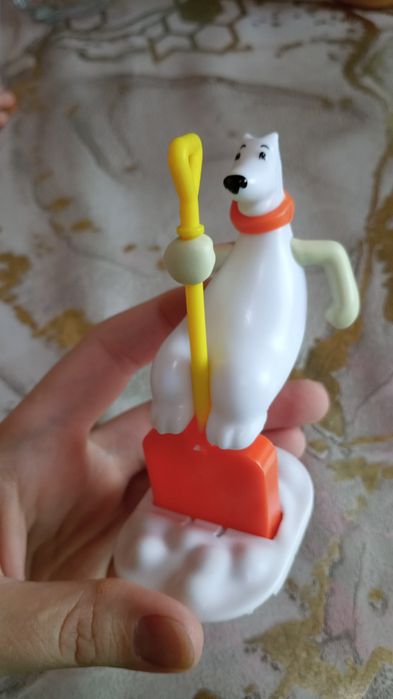 Фигурка kinder maxi