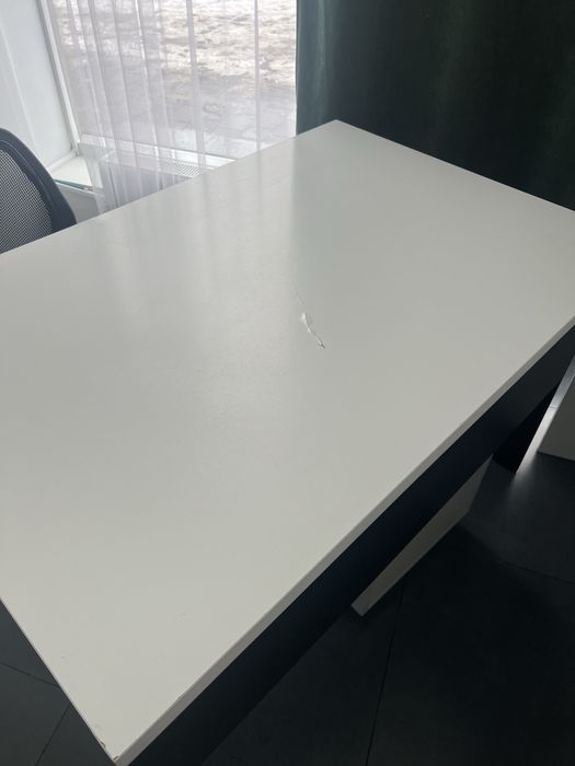 Продаю столы офисные