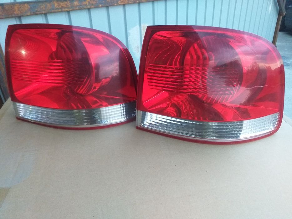 Tripla stop dreapta vw touareg 2004 2005 2006 2007