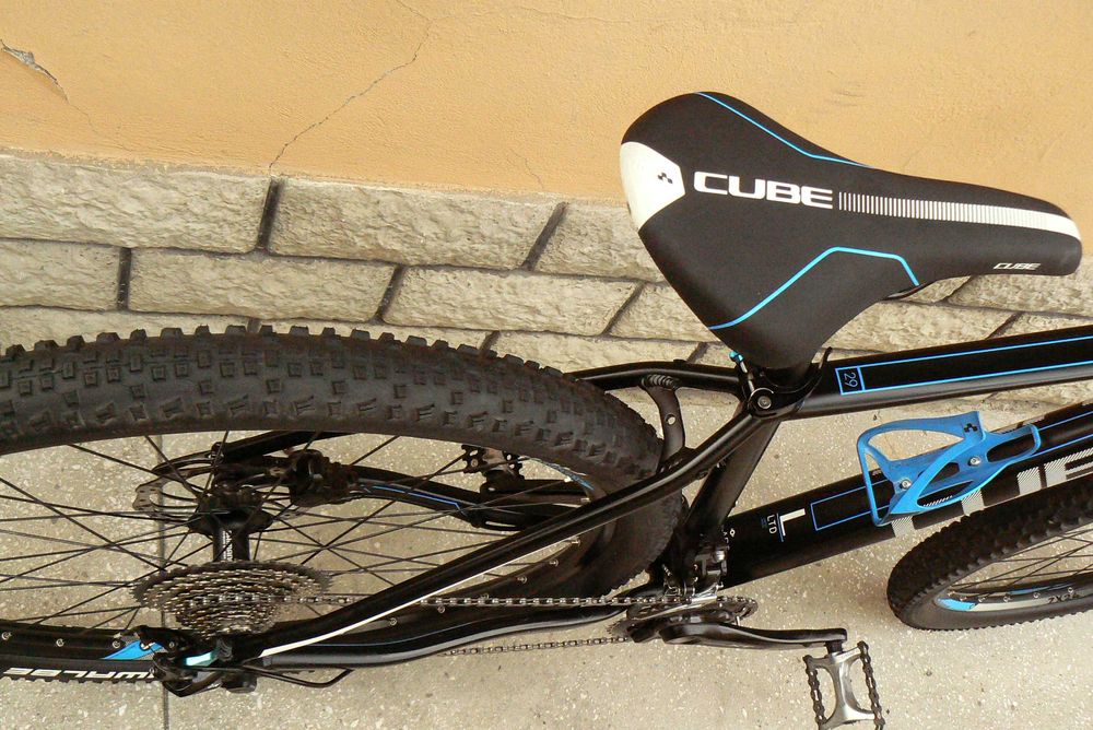 Bicicleta mountain bike Cube 29