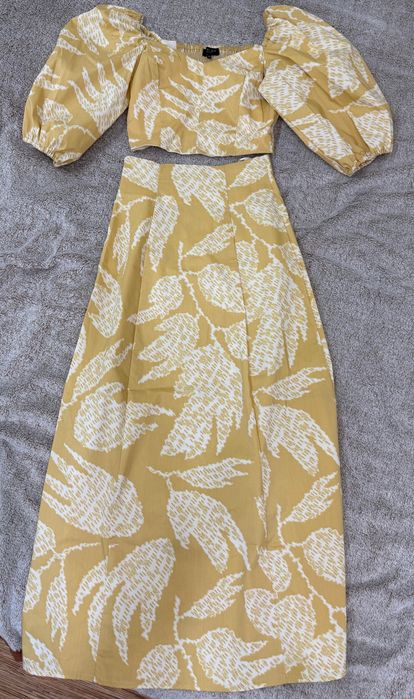 Продам костюм Zarina