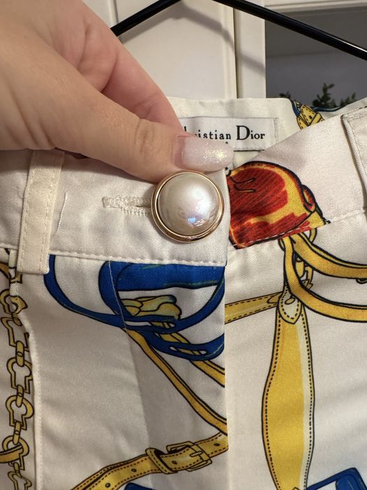 Se vând pantaloni Dior