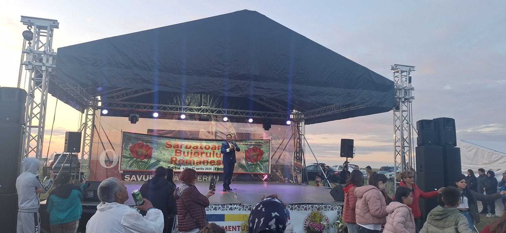 Scena.sonorizare si lumini pentru evenimente