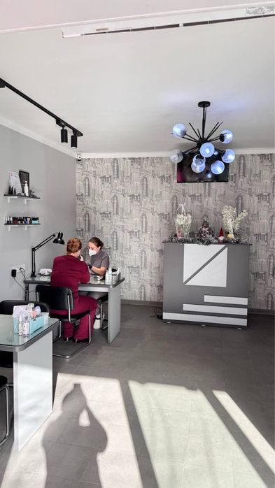 Сдается в аренду новое(евроремонт) Нежилое коммерческое помещение!