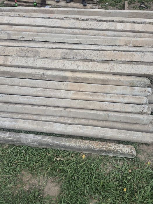 Nelu vinde stalpi de gard de la catalin